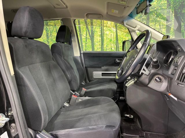 MITSUBISHI DELICA D:5 4WD 2014