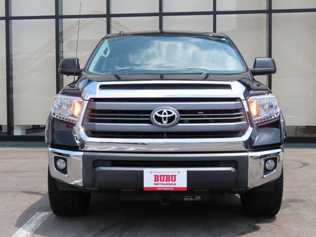 TOYOTA TANDORA 2WD 2014