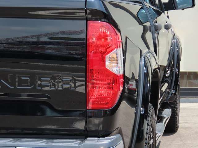 TOYOTA TANDORA 2WD 2014