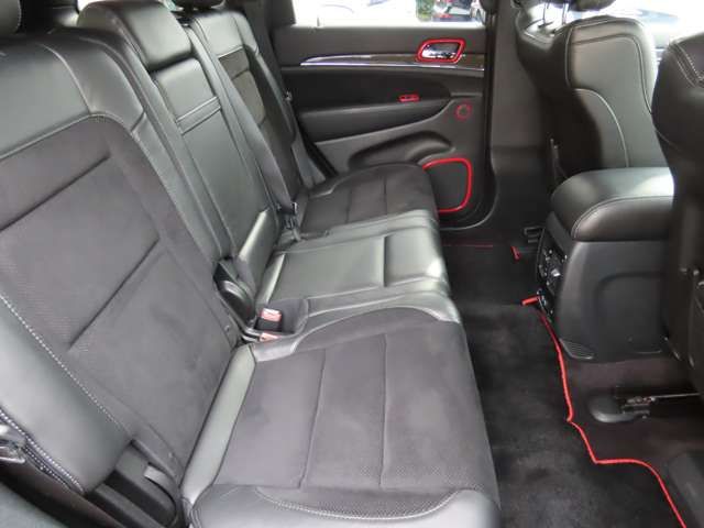 JEEP JEEP GRAND CHEROKEE 2019