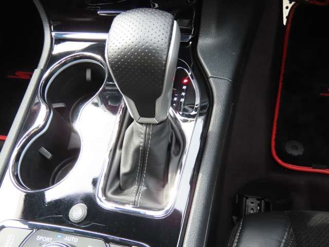 JEEP JEEP GRAND CHEROKEE 2019