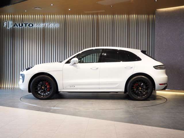 PORSCHE PORSCHE Macan 2021