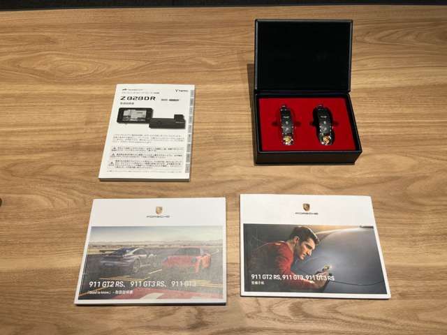 PORSCHE PORSCHE 911 2019