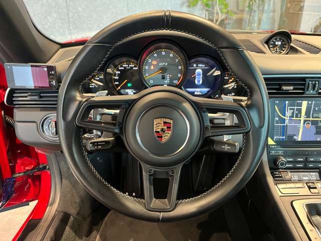 PORSCHE PORSCHE 911 2019