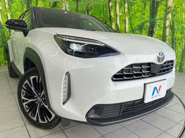 TOYOTA YARIS CROSS 2025