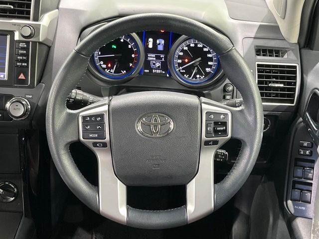 TOYOTA LANDCRUISER PRADO 2016