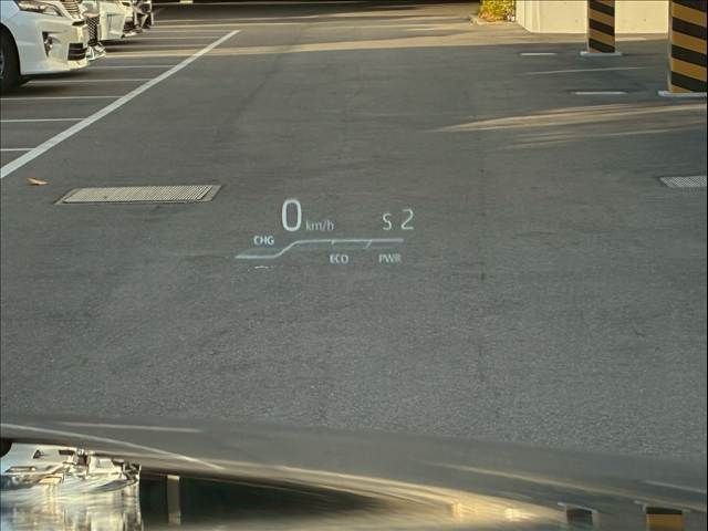 TOYOTA HARRIER HYBRID 2021