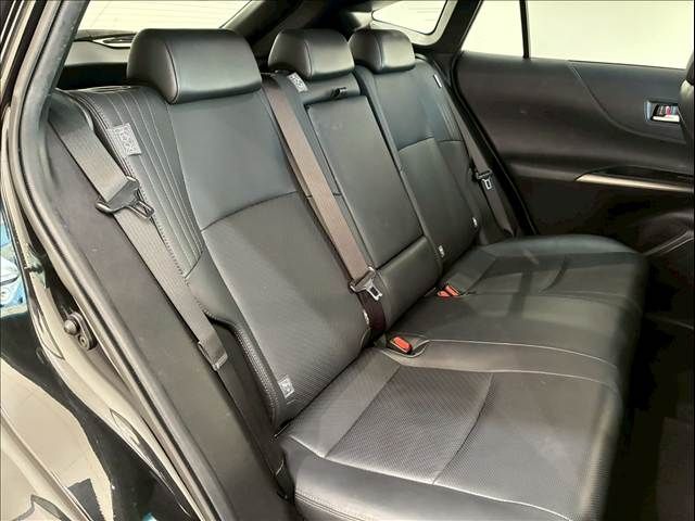 TOYOTA HARRIER HYBRID 2021