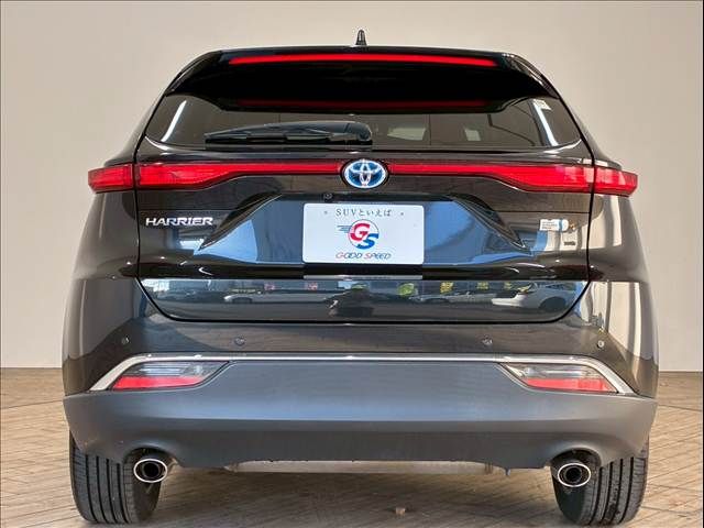 TOYOTA HARRIER HYBRID 2021