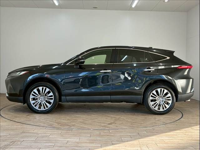 TOYOTA HARRIER HYBRID 2021