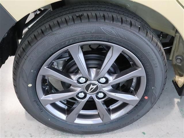 DAIHATSU TANTO FAN CROSS 2025