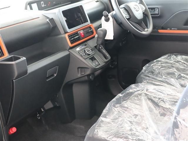 DAIHATSU TANTO FAN CROSS 2025