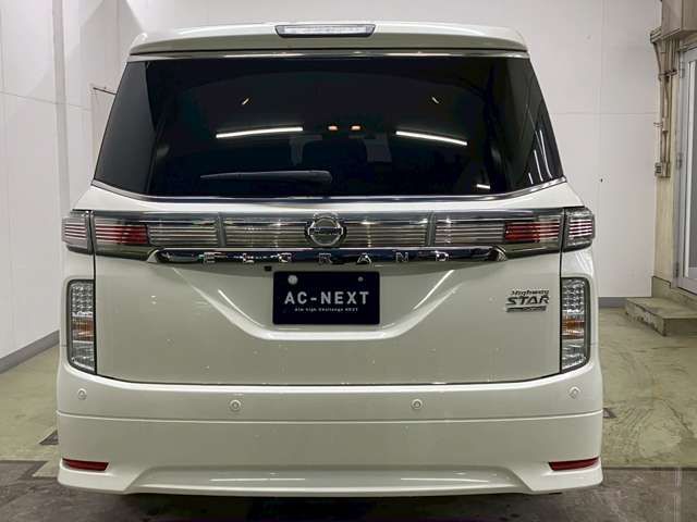 NISSAN ELGRAND 2019