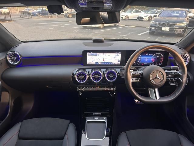 MERCEDES BENZ MERCEDES BENZ A class 2024