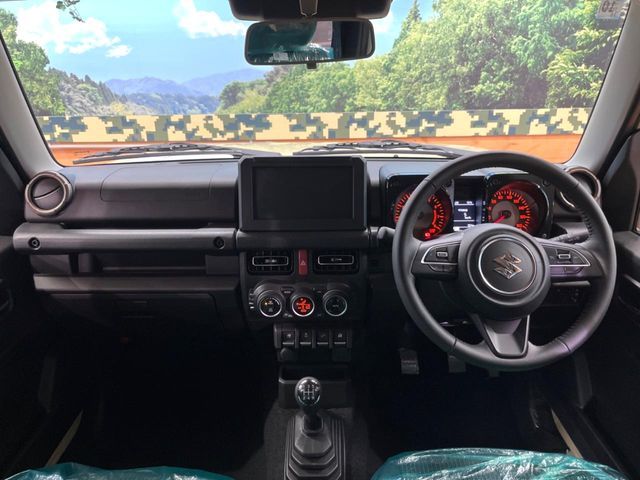 SUZUKI JIMNY NOMADE 2025