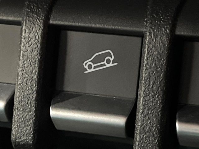 SUZUKI JIMNY NOMADE 2025