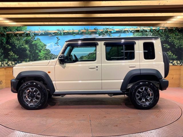 SUZUKI JIMNY NOMADE 2025