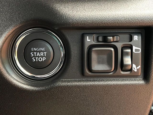 SUZUKI JIMNY NOMADE 2025