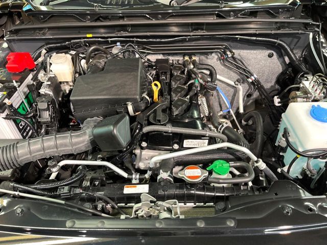 SUZUKI JIMNY NOMADE 2025