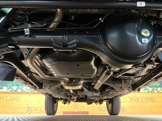 SUZUKI JIMNY NOMADE 2025