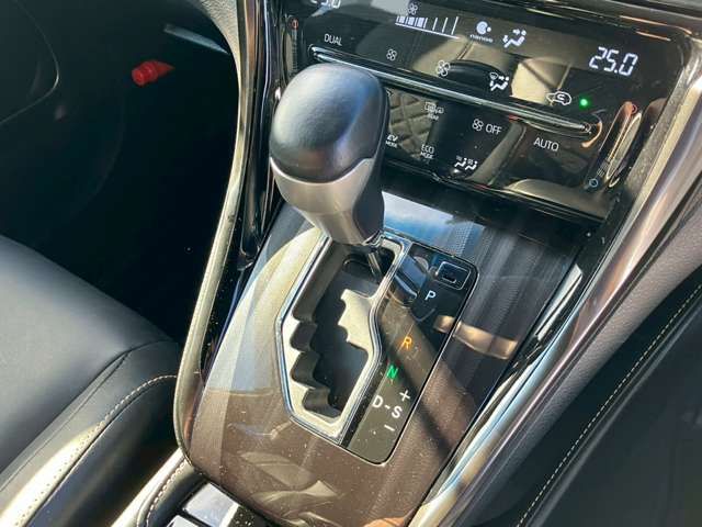 TOYOTA HARRIER HYBRID 2019