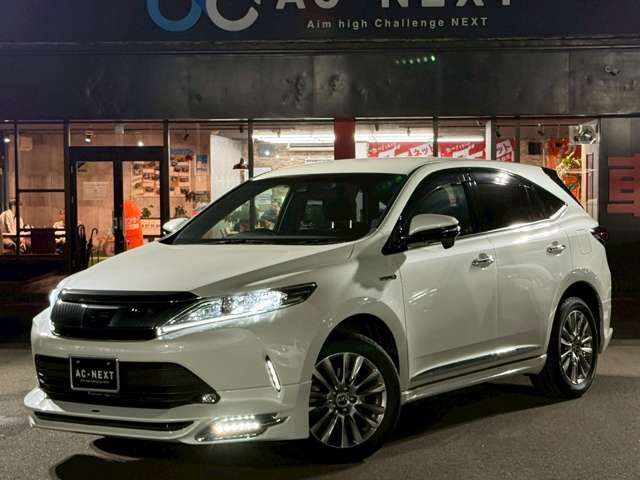 TOYOTA HARRIER HYBRID 2019
