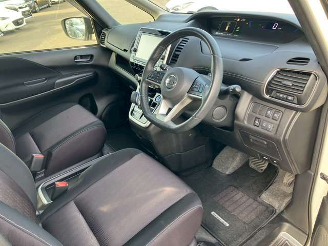 NISSAN SERENA  WG 2018