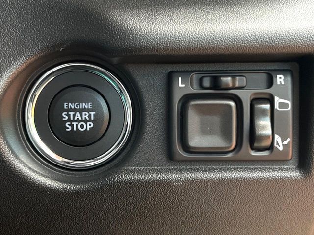 SUZUKI JIMNY NOMADE 2025