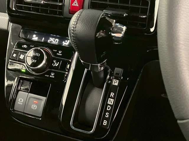 DAIHATSU TANTO CUSTOM 2022