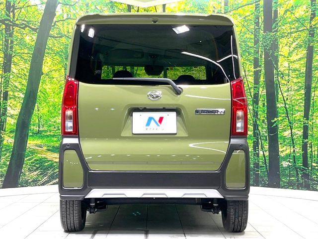 DAIHATSU TANTO FAN CROSS 2023