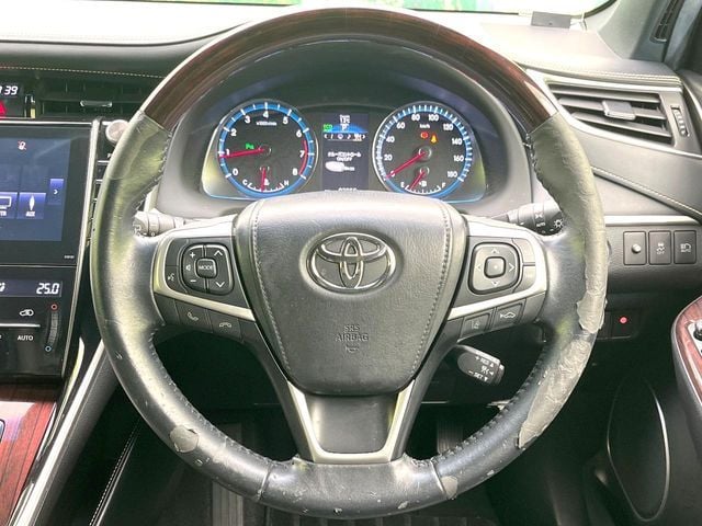 TOYOTA HARRIER 2WD 2015