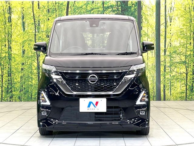 NISSAN ROOX 2021