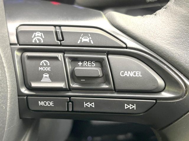 TOYOTA YARIS CROSS 2025