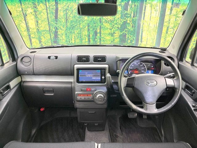 DAIHATSU MOVE CONTE CUSTOM 2016