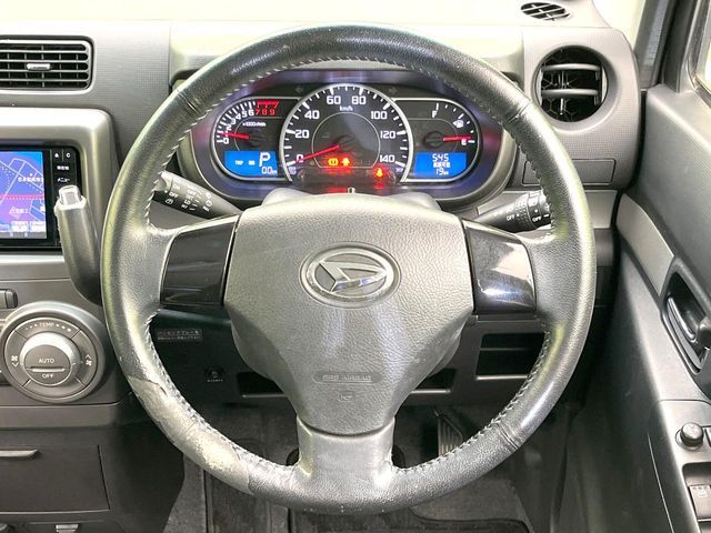 DAIHATSU MOVE CONTE CUSTOM 2016