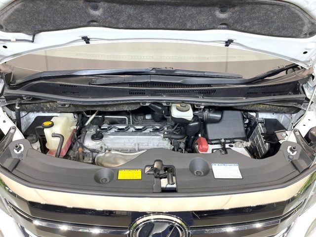 TOYOTA VELLFIRE 2013