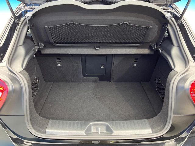 MERCEDES BENZ MERCEDES BENZ A class 2016