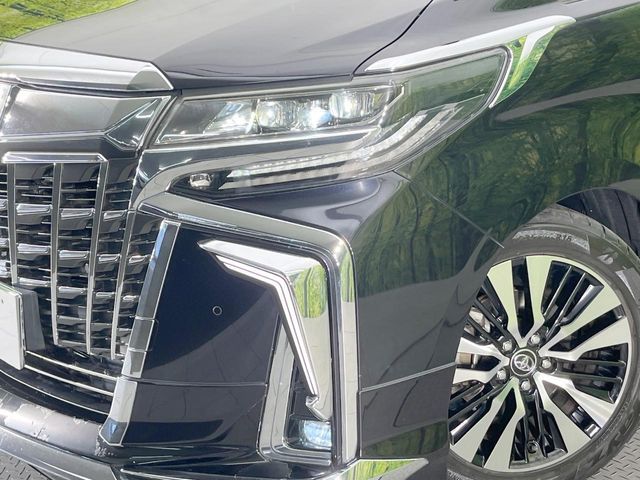 TOYOTA ALPHARD 2018