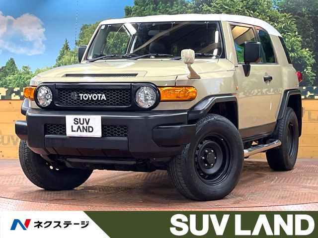 TOYOTA FJ CRUISER 4WD 2013
