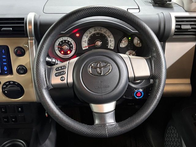 TOYOTA FJ CRUISER 4WD 2013