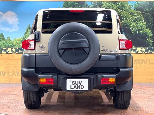 TOYOTA FJ CRUISER 4WD 2013