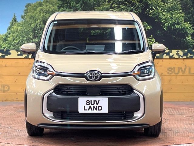 TOYOTA SIENTA HYBRID 2025