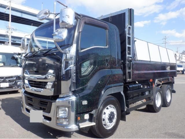 ISUZU GIGA 2016