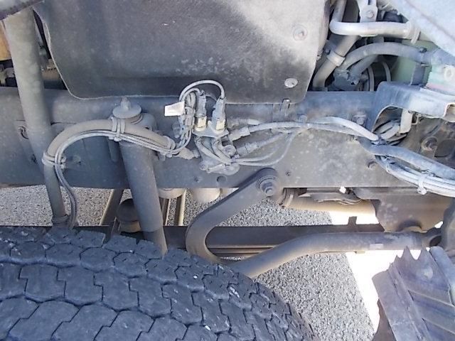 NISSAN DIESEL Quon 2021