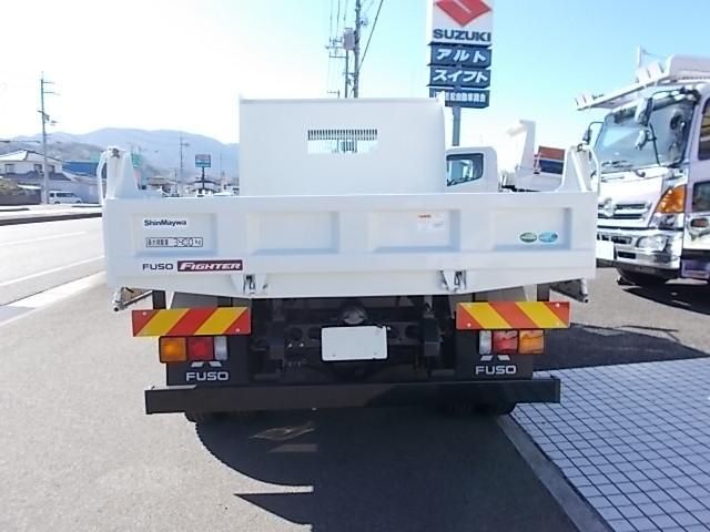 MITSUBISHI FUSOU FIGHTER 2025