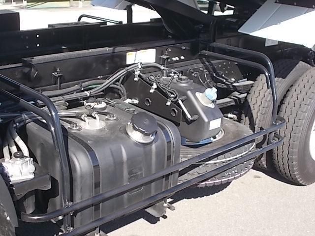 MITSUBISHI FUSOU FIGHTER 2025