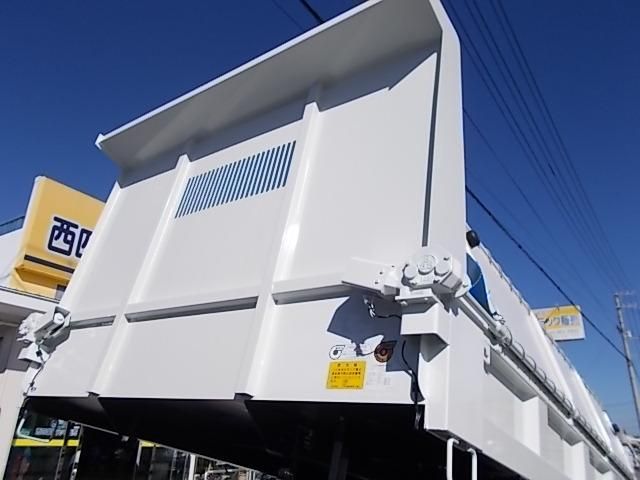 MITSUBISHI FUSOU FIGHTER 2025