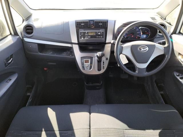 DAIHATSU MOVE CUSTOM 2013