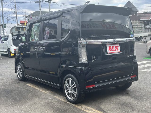 HONDA N BOX CUSTOM 2016