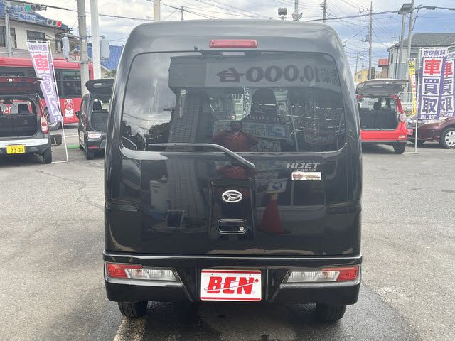 DAIHATSU HIJET CARGO 2018